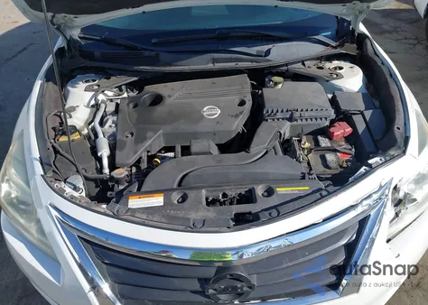 2014 Nissan Altima 2.5 S z USA, uszkodzony, nr VIN 1N4AL3APXEN335145